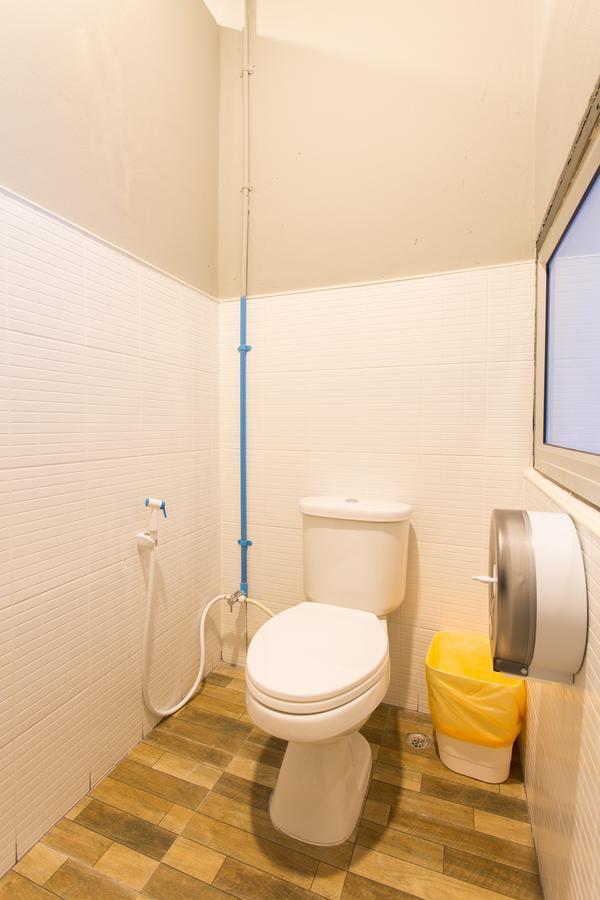 קראבי Holiday Station Hostel מראה חיצוני תמונה