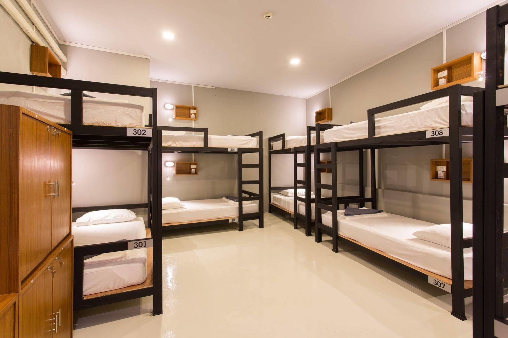 קראבי Holiday Station Hostel מראה חיצוני תמונה