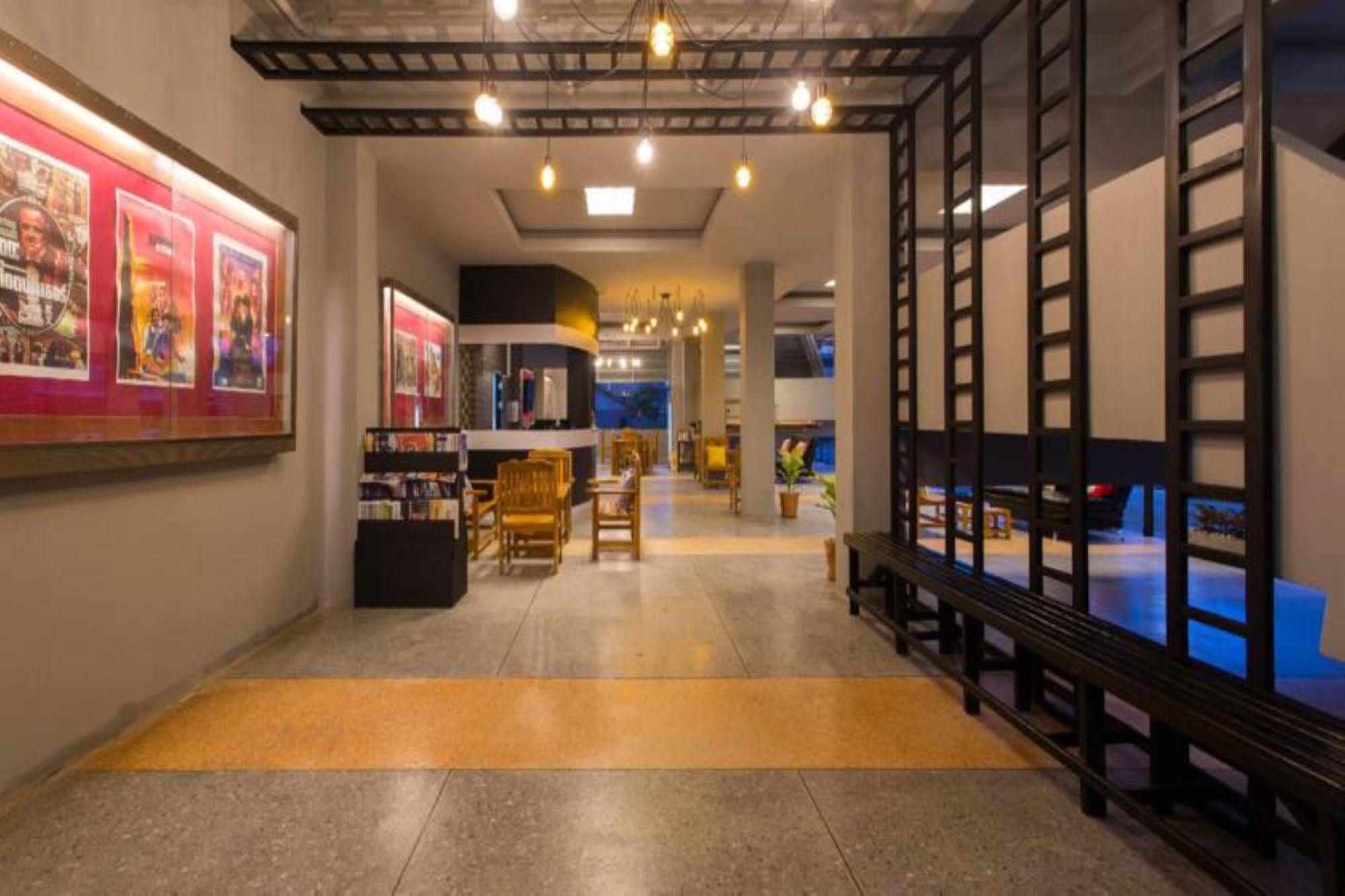 קראבי Holiday Station Hostel מראה חיצוני תמונה